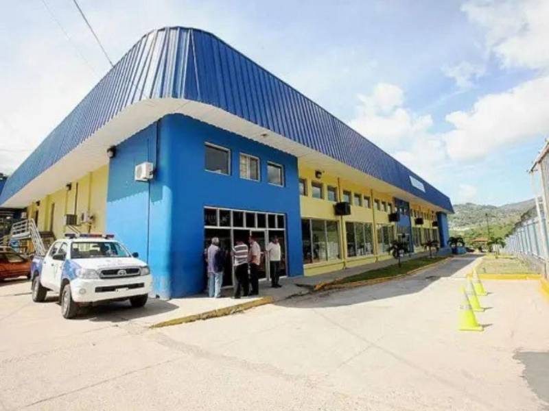 Los trámites de registro de armas de fuego de uso permitido se realizarán en las instalaciones de la Policía Nacional, en la colonia La Cañada, en la capital.