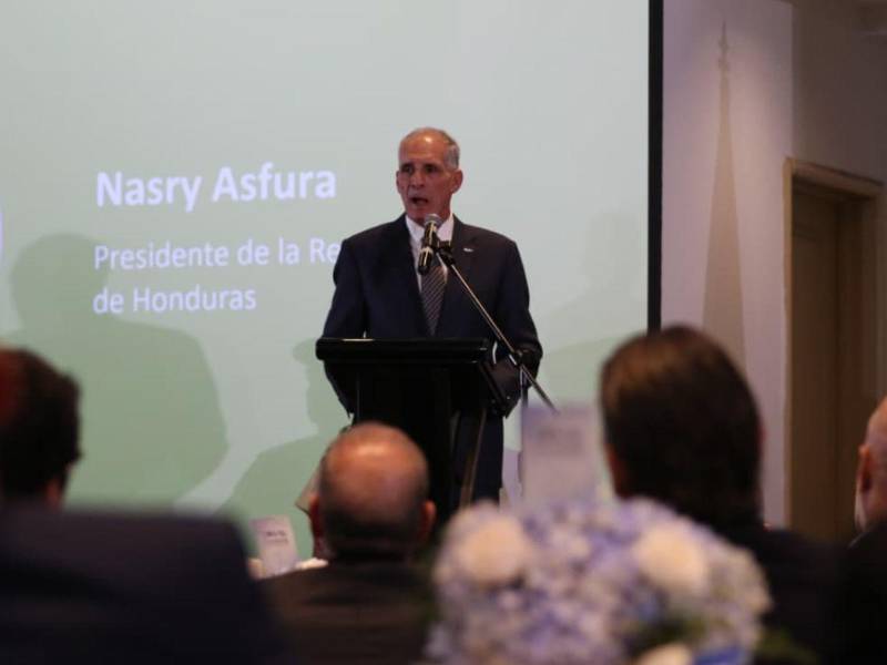 Nasry Asfura dijo que se está haciendo un esfuerzo grande al subsidiar los combustibles.