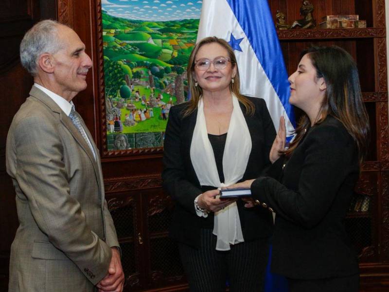 Presidente Nasry Asfura juramenta a las nuevas autoridades del Ejecutivo