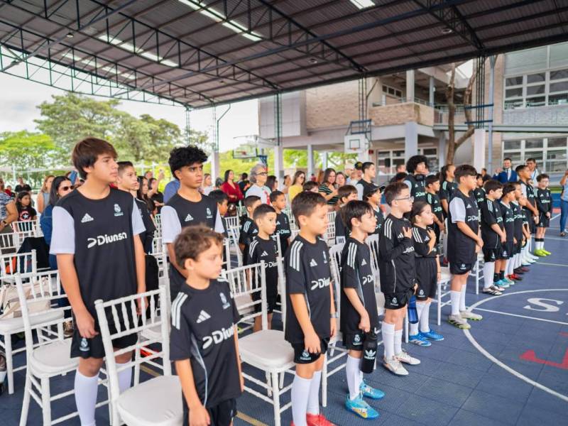 Diunsa inaugura los Clinics de la Fundación Real Madrid en Tegucigalpa