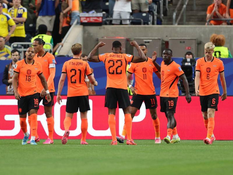 Países Bajos va por su primer Mundial de la mano de Dumfries, Gakpo, Van Dijk y De Jong.