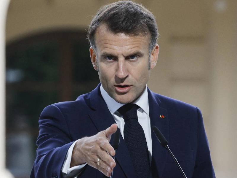 Quienes han destrozado, atacado prefecturas y comercios y saqueado incluso nuestros ayuntamientos, serán perseguidos y castigados, escribió Macron en X.