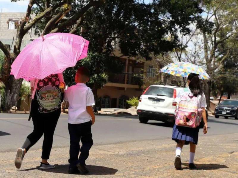 Las condiciones secas predominarán este lunes en Honduras, pero el ingreso de humedad desde el Caribe generará lluvias aisladas en otras regiones.