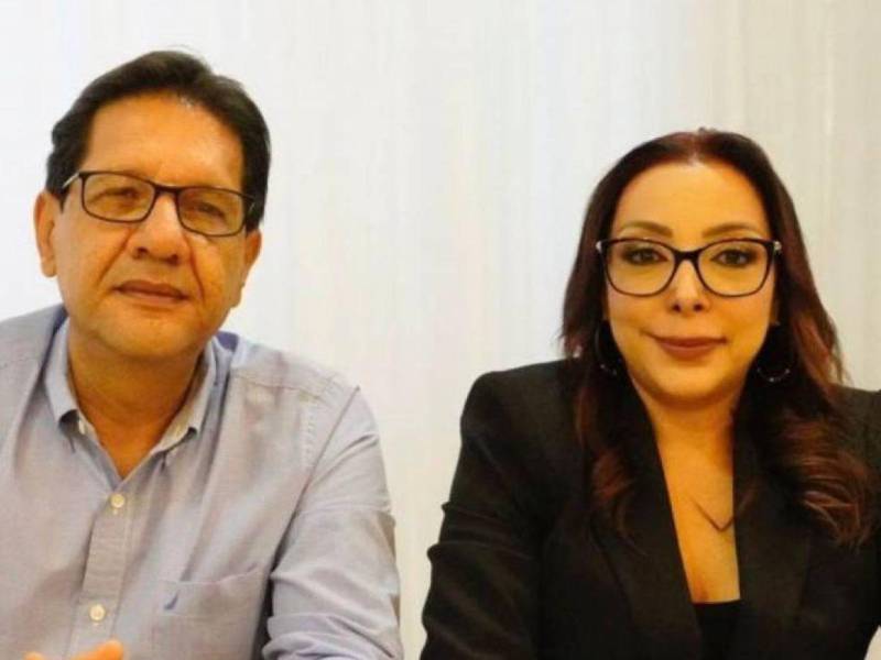 Los magistrados del Tribunal de Justicia Electoral (TJE), Mirian Barahona y Mario Flores Urrutia, deberán presentarse a audiencia de declaración de imputado el próximo martes 18 de noviembre.