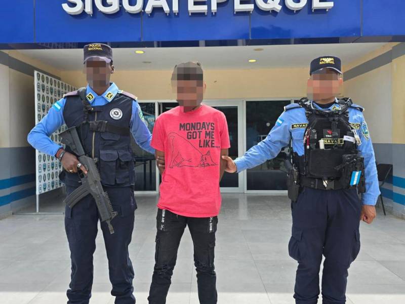 El sujeto fue detenido en una zona montañosa de la aldea Zambrano del municipio de El Rosario en Comayagua.