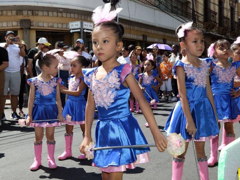 Los desfiles de prebásica y básica tendrán distintos recorridos en Tegucigalpa y Comayagüela, según la distribución de los distritos educativos.