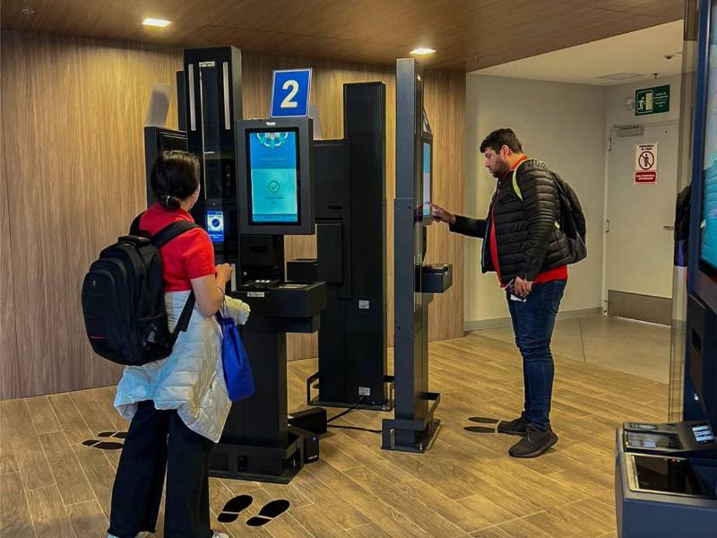 Estos modernos métodos migratorios permite que los usuarios agilicen sus trámites.