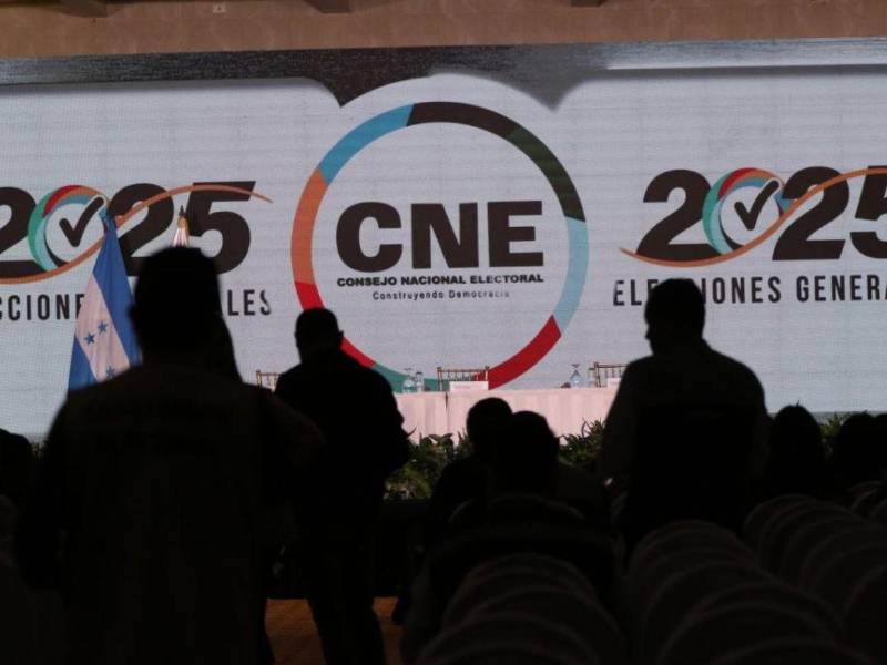 El CNE tiene plazo hasta las 12:00 de la media noche para dar una declaratoria oficial del proceso electoral.