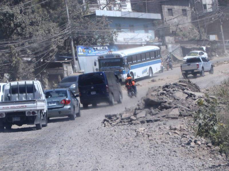 El ministro Aníbal Erhler confirmó que rediseñarán la rotonda a Lolo y atenderán fallas técnicas antes de continuar la ampliación.