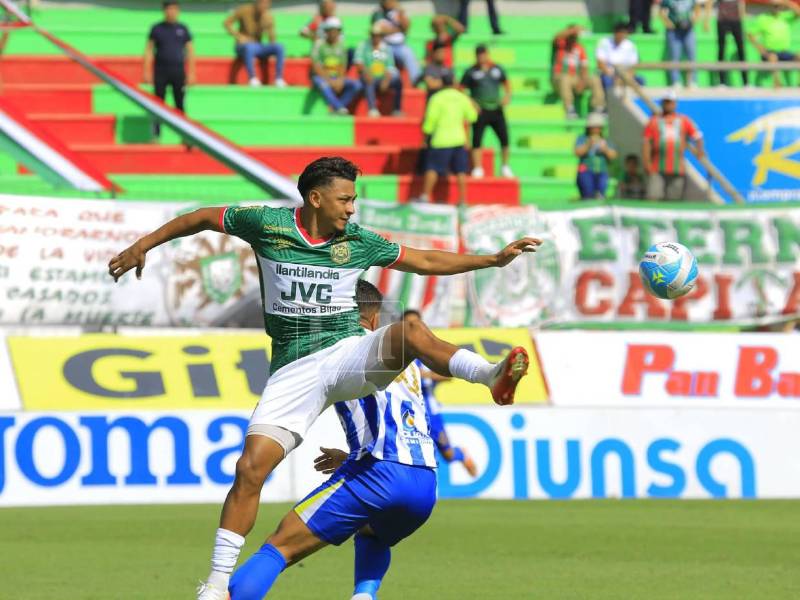 Imágenes del desarrollo del partido.