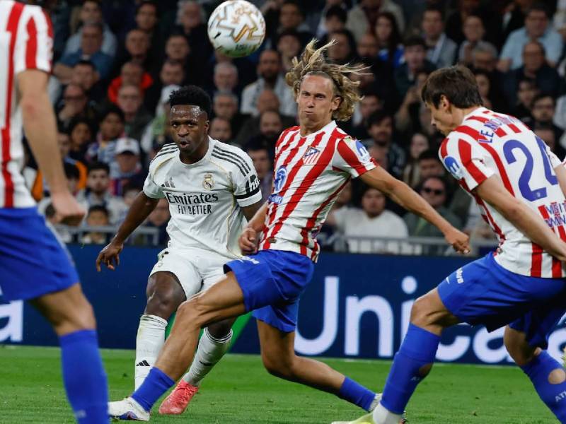 Imágenes del desarrollo del partido.