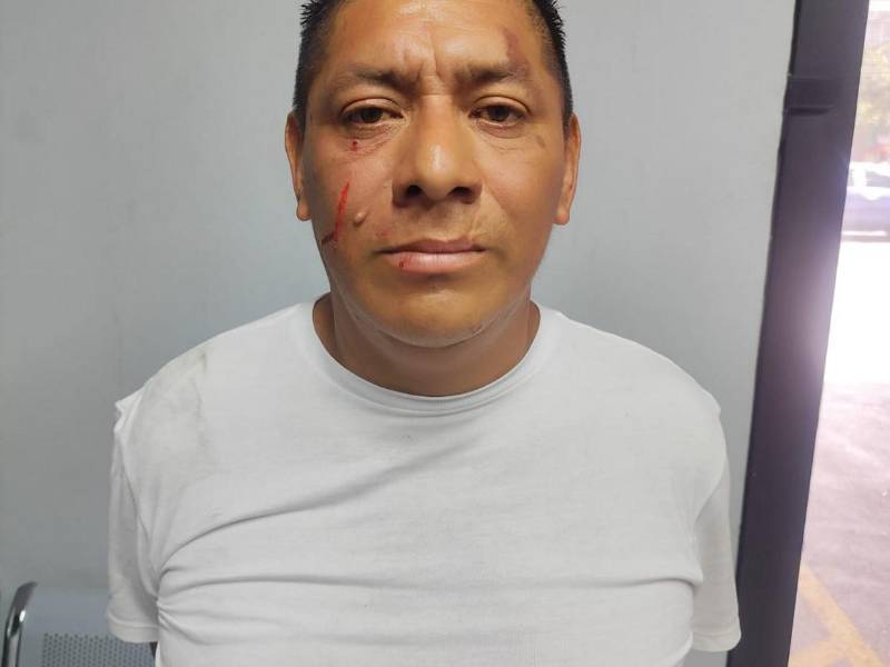 El sospechoso fue detenidos pocos minutos después de atentar en contra de la vida de la fémina.