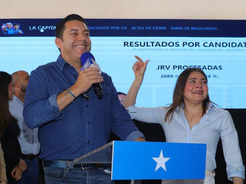 Juan Diego Zelaya asegura que los datos del CNA Y CNE le dan el triunfo en la Alcaldía del Distrito Central, pero dice que va a esperar la declaratoria oficial del órgano electoral.