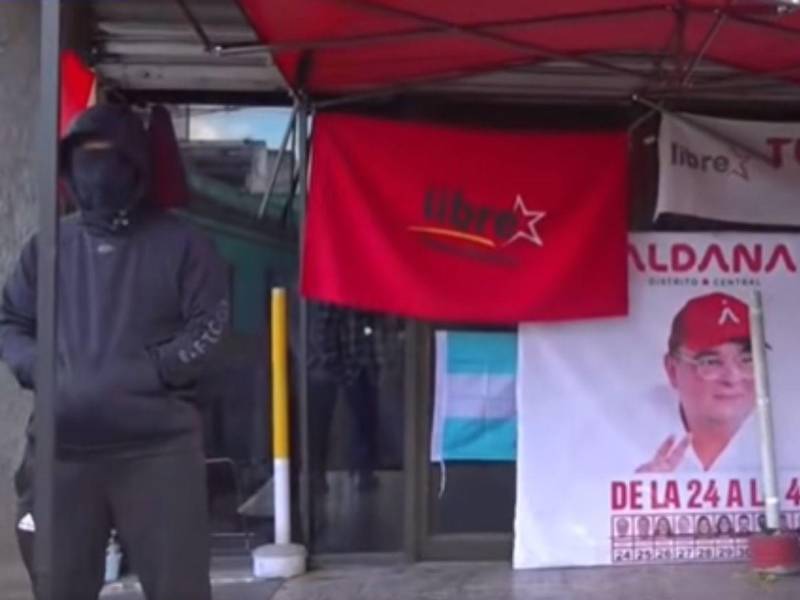 Colectivos de Libre tomaron edificios de la Alcaldía del Distrito Central tras el fallo del TJE.