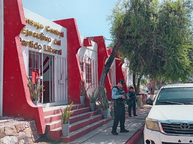 Las autoridades del Ministerio Público aclararon que no se ha presentado ningún requerimiento fiscal y tampoco órdenes de captura.