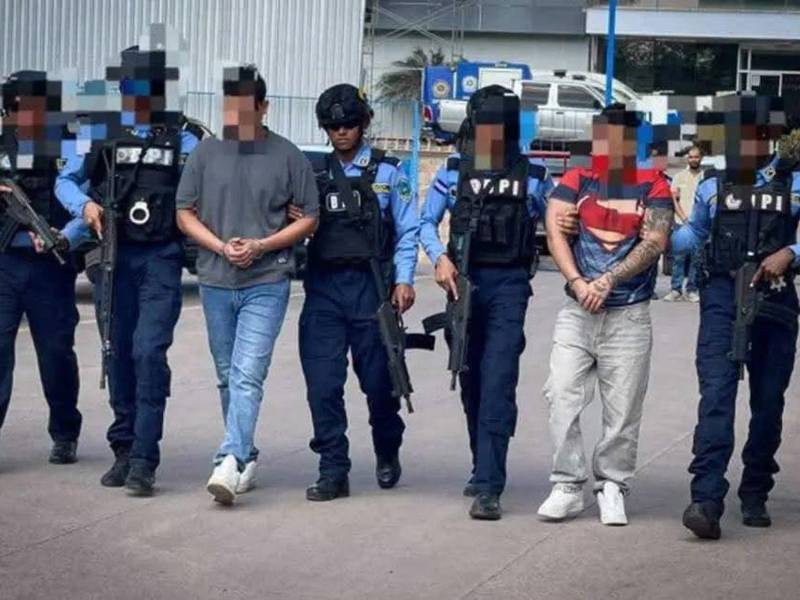 Denis Josué y Joel Puerto Ramos fueron capturados el pasado 23 de agosto al ser vinculados con el homicidio múltiple contra José Marcia Reyes, Bowye Burke Midence y Axel Obed Cerrato Pineda.
