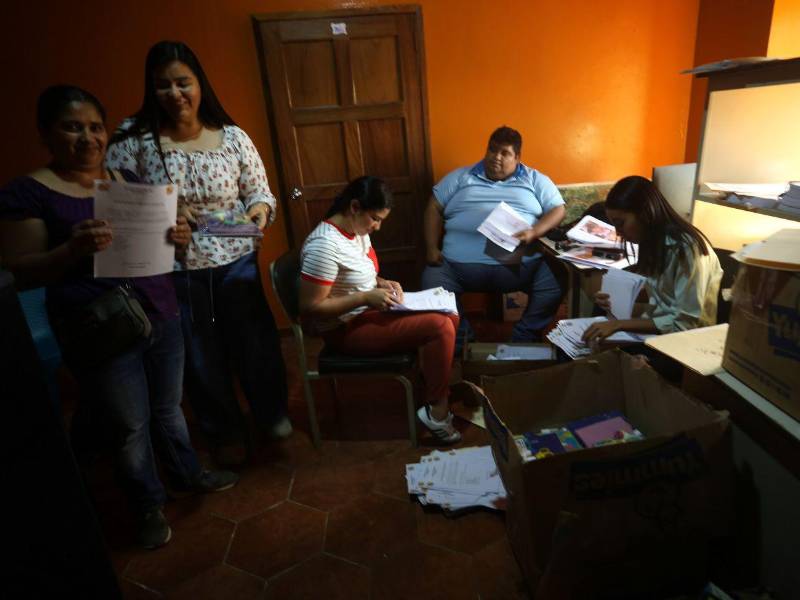 Con las pecas personas que quedaron en El Corpus, están tratando de gobernar en este municipio.