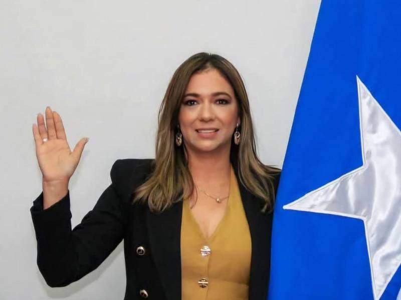 Leonor Osorio, directora de Desarrollo Humano de la AMDC y exdiputada al Congreso Nacional, aporta su experiencia en gestión social y proyectos comunitarios en favor de la capital.