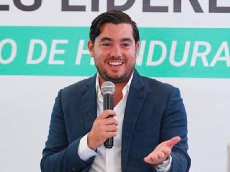 El exsecretario de Infraestructura y Transporte (SIT), Octavio Pineda, afirmó estar dispuesto a enfrentar la justicia.