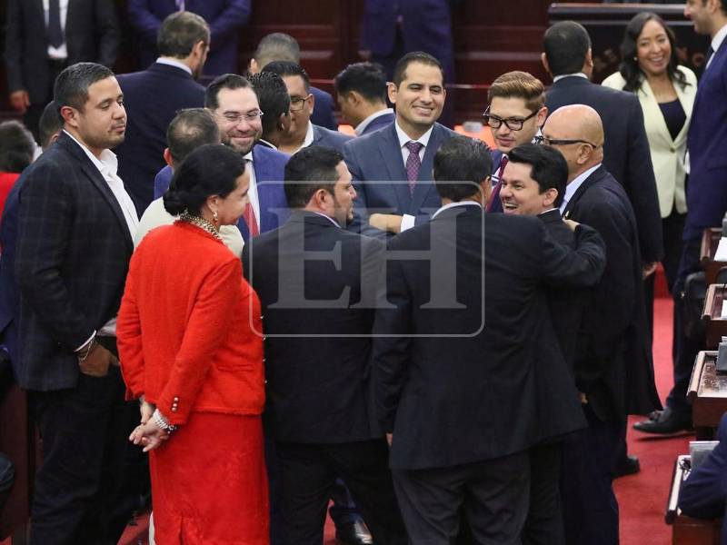 ​Entre los alcances inmediatos del texto legal aprobado destaca la congelación de las tarifas de energía eléctrica para la población durante un periodo inicial de seis meses.