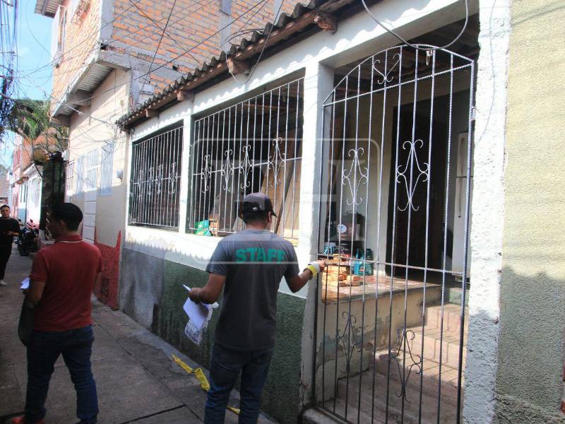 En esta vivienda ubicada en el sector cuatro, de la colonia Hato de Enmedio, se reportó la muerte de don Alex Maldonado, de 75 años de edad.