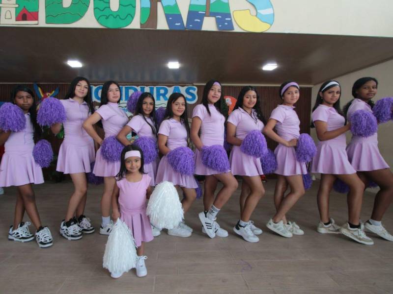 La cuenta regresiva para los desfiles patrios del 15 de septiembre ya comenzó y las pomponeras del Instituto Monterrey se encuentran en la etapa final de su preparación. Conózcalas en la siguiente galería: