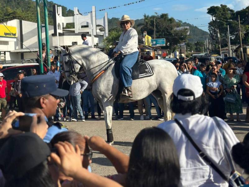 Anabel Gallardo Ponce de 59 años de edad tiene una vida marcada por el campo, el liderazgo empresarial y el compromiso de generar oportunidades para Honduras.