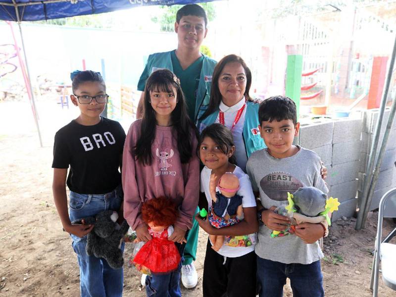 Con alegría y entusiasmo, organizaciones internacionales y estatales se unenieron para brindar servicios básicos de cuidado a la población hondureña.