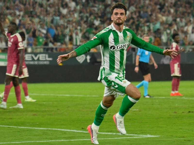Troy Parrott anotó el gol del triunfo del Real Betis sobre el Real Madrid.