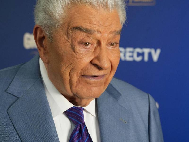 El comunicador, nacido en diciembre de 1940 en Chile con el nombre de Mario Kreutzberger, concluyó en 2015 Sábado gigante.