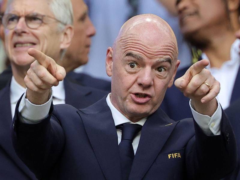 Gianni Infantino no puedo ocultar su emoción, asegurando que mejores cosas están por venir.