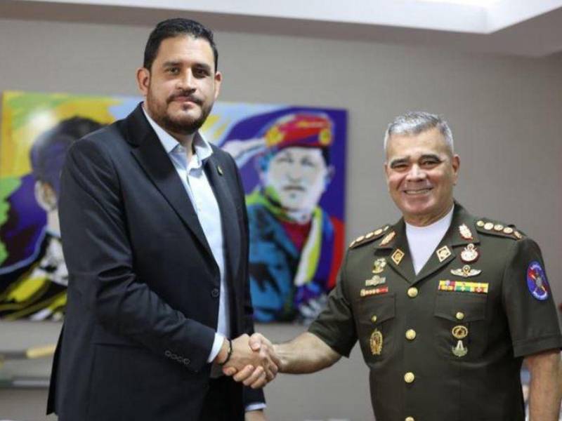 Reunirse con Vladimir Padrino, le costó el puesto al exministro de Defensa de Honduras, José Manuel Zelaya.
