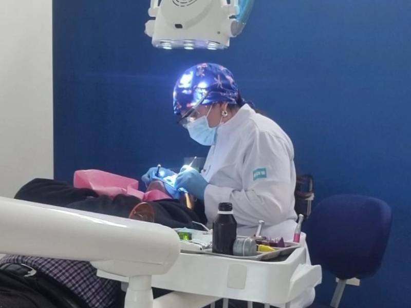 Joven, emprendedora y decidida: Kimberly Ordóñez apuesta por una odontología más humana