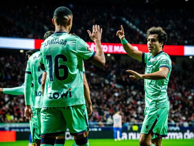 Kervin Arriaga celebrando el gol que significó el empate momentáneo.