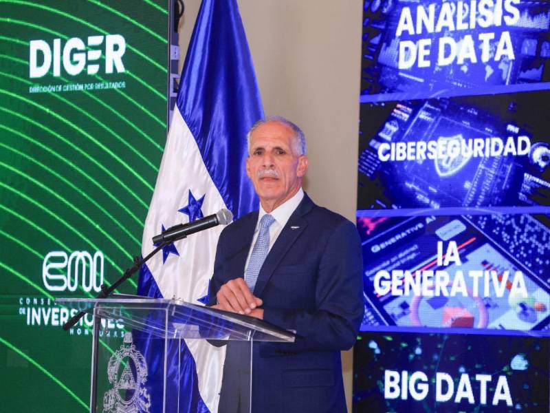 El presidente de la República Nasry Asfura realizó el lanzamiento del programa de becas Talent Up con el que se pretende beneficiar a una diez mil personas en el país.