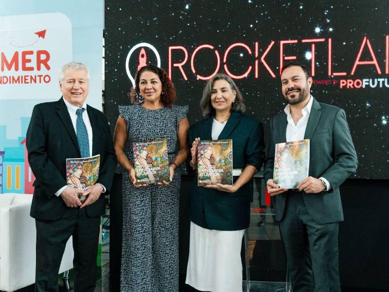 Banco Atlántida presenta su libro “Impulso Empresarial Atlántida” como apoyo a emprendedores