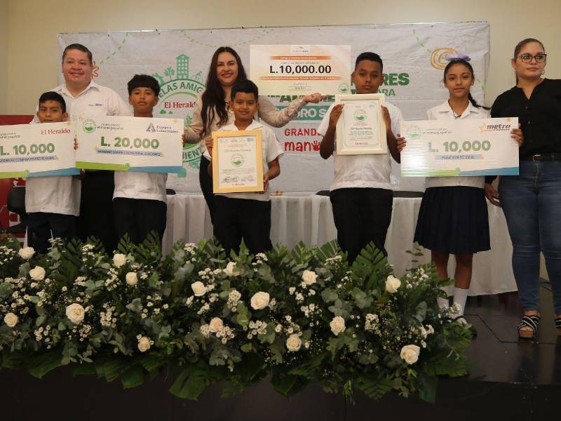 “No hay que dejar escapar cualquier oportunidad para podernos sumar y poder trabajar en beneficio del medio ambiente y cuidado del planeta”, dijo Álvarez