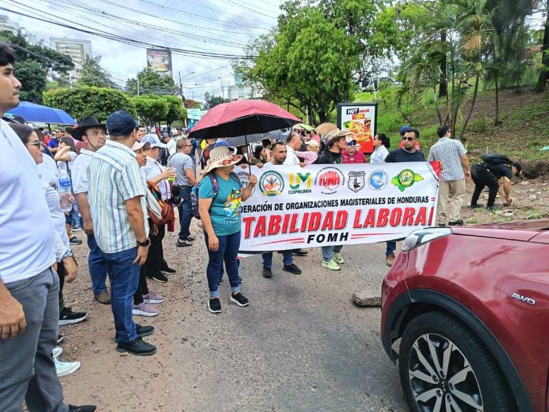 Los maestros se mantuvieron dos días en protesta exigiendo al Gobierno que cumpla con el reajuste salarial anunciado en abril pasado.
