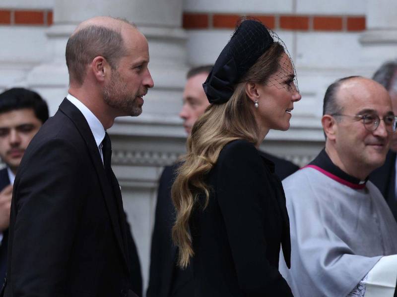 La realeza británica despide a la duquesa de Kent en un funeral católico sin precedentes desde 1701