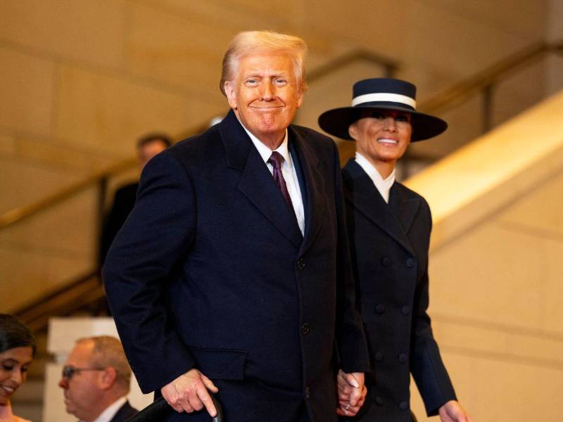 Leavitt relató que estuvo junto a Trump durante la noticia, en la reciente visita de Estado al Reino Unido, y que fue ella quien le informó de los hechos, ya que el mandatario desconocía la situación.