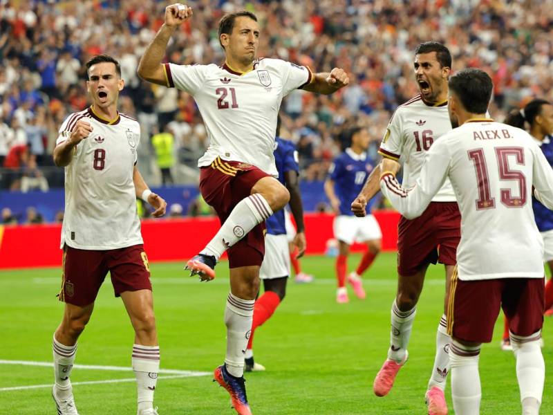 Mikel Oyarzabal no desaprovechó para poner a ganar a España sobre Francia.