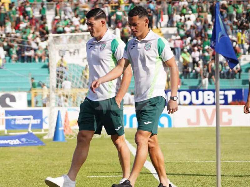 Imágenes del desarrollo del partido.