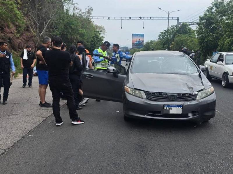 Este fue el vehículo involucrado en el fatal percance que segó la vida de la joven mujer.