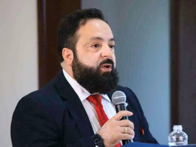 Luis Redondo convocó a sesión en el Congreso para analizar la legalidad de las elecciones generales.