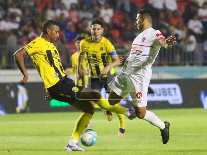 El Olimpia no quiere fallar como local ante el Real España por esta triangular.