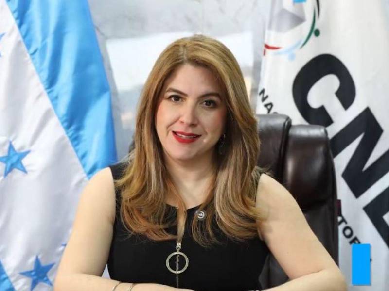 Cossette López denunció que la empresa contratada para la divulgación de resultados no ha cumplido.
