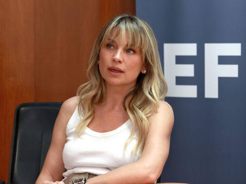 La cinta profundiza en las conversaciones incómodas que muchas parejas evitan y en el complejo despertar sexual de una mujer adulta y madre de familia.