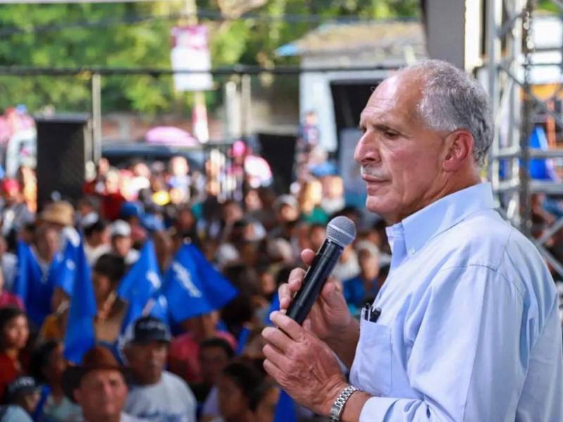 Para muchos nacionalistas, la humildad de Papi a la orden, así como su arduo trabajo fue lo que le permitió convertirse en presidente.