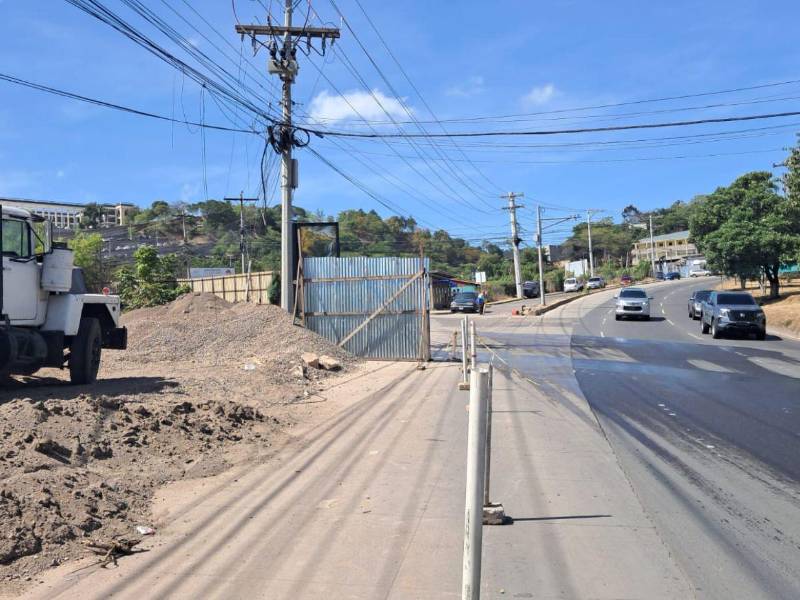 Un puente a desnivel y un túnel serán construidos en el anillo periférico para mejorar la circulación frente a UTH, Altia y Unitec.