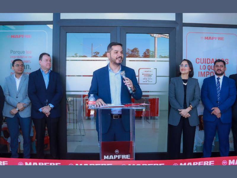 Dennis Gabriel Ordóñez, CEO de MAPFRE Honduras, durante los actos de inauguración expresó el objetivo de la compañía con esta nueva apertura.